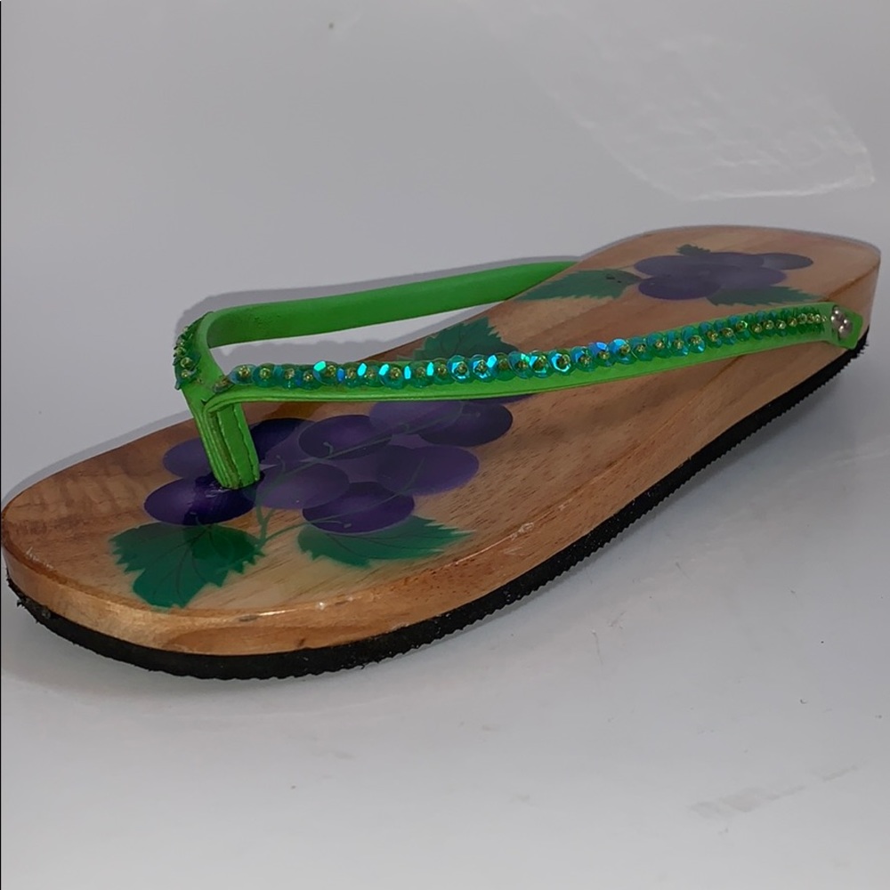 Unique Handpainted Wood Fliflop Sandals size 9